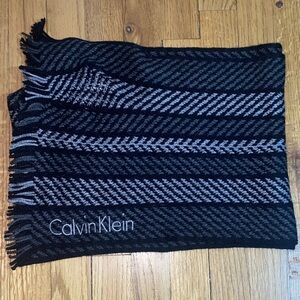 Calvin Klein Unisex Scarf in Black and Gray